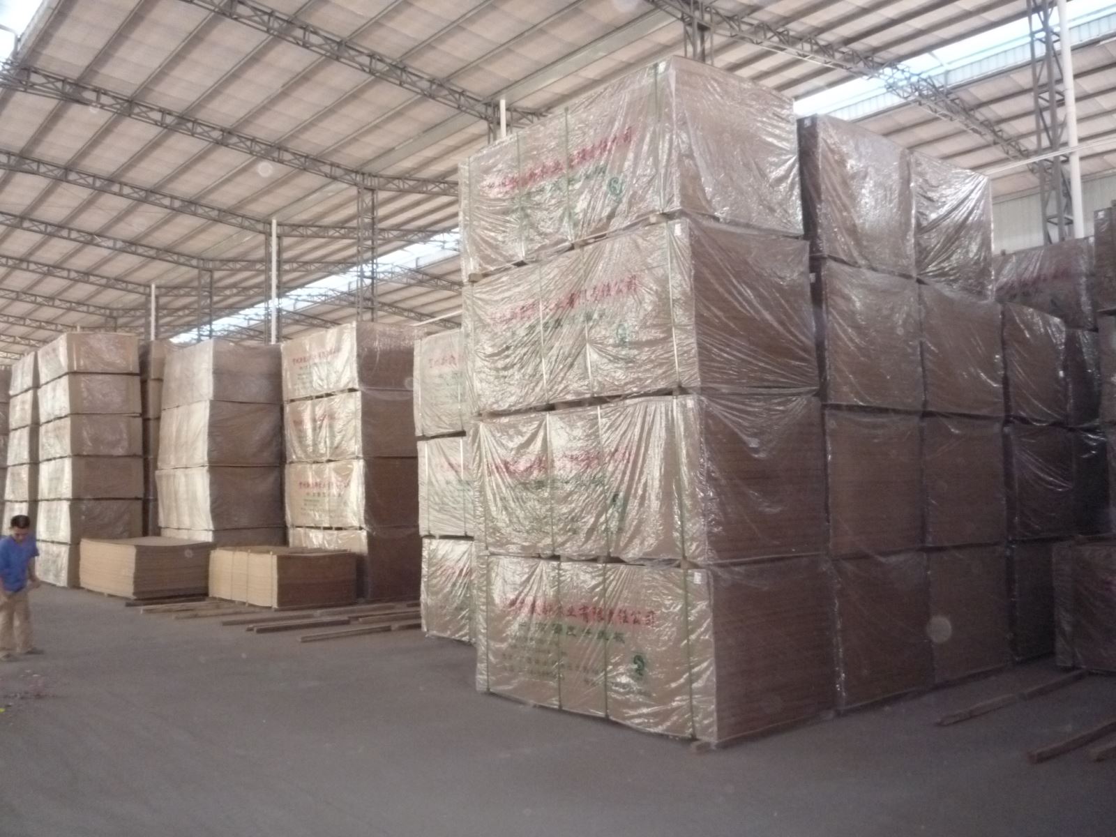 Gỗ công nghiệp MDF