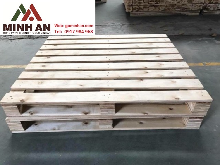 Pallet gỗ công nghiệp 4 chiều nâng